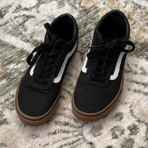 Vans Ward Kids Black/Gum/White Sneakers Kids Sz 3